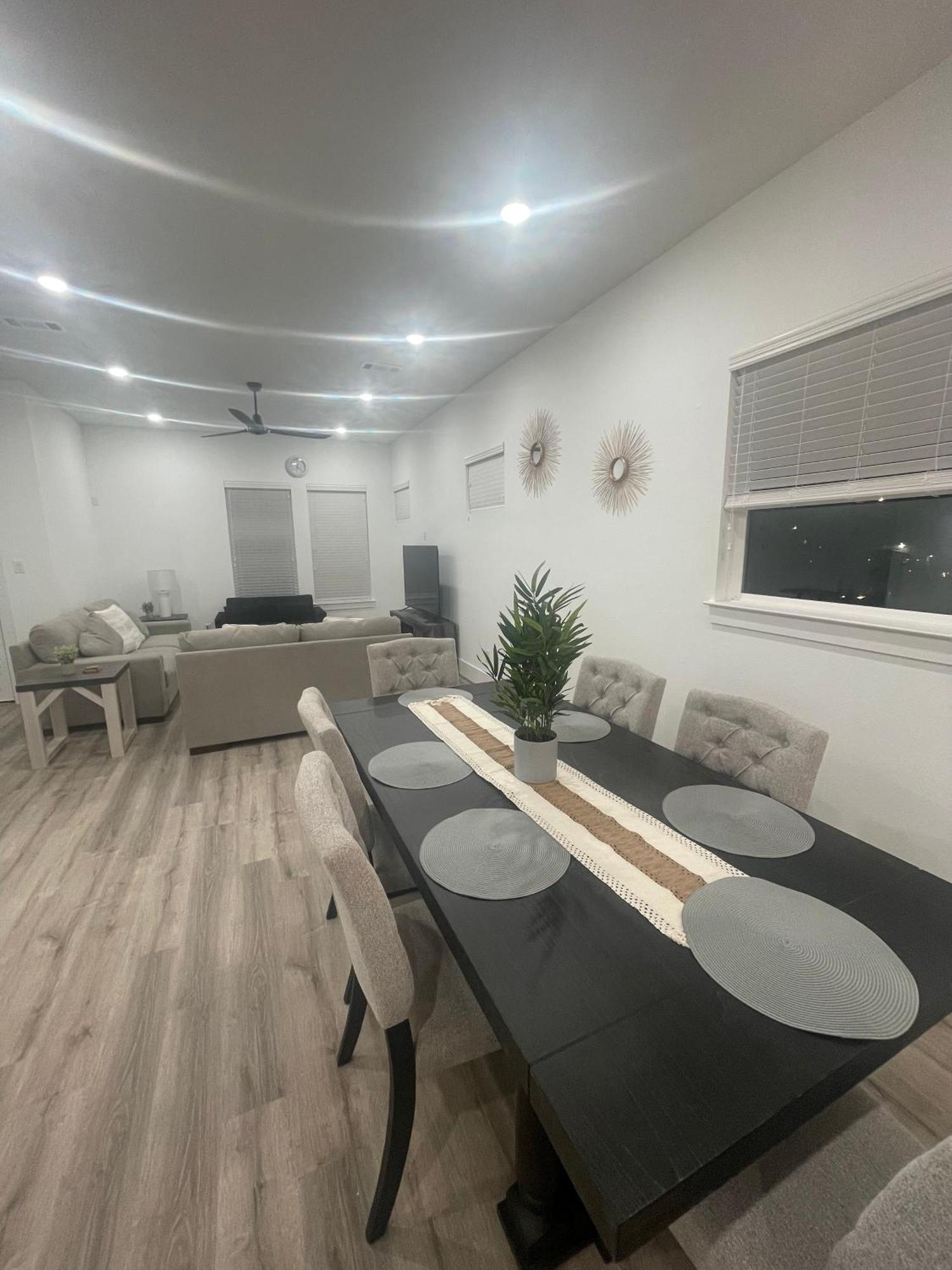 Comfortable 3 Bedroom - Heart Of Texas Medical Center Χιούστον Εξωτερικό φωτογραφία