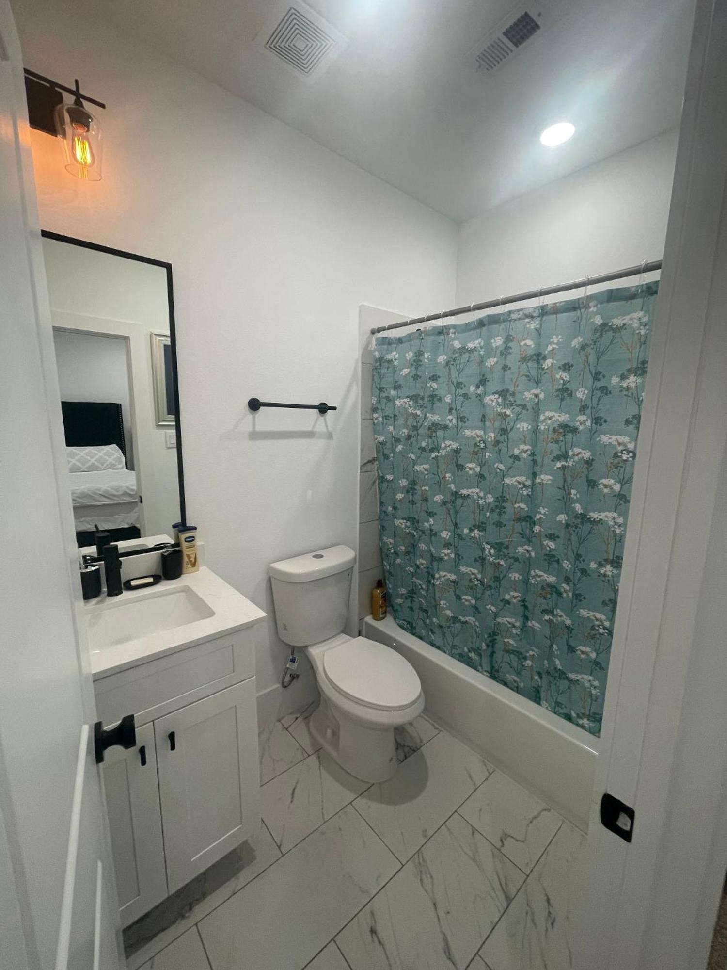 Comfortable 3 Bedroom - Heart Of Texas Medical Center Χιούστον Εξωτερικό φωτογραφία